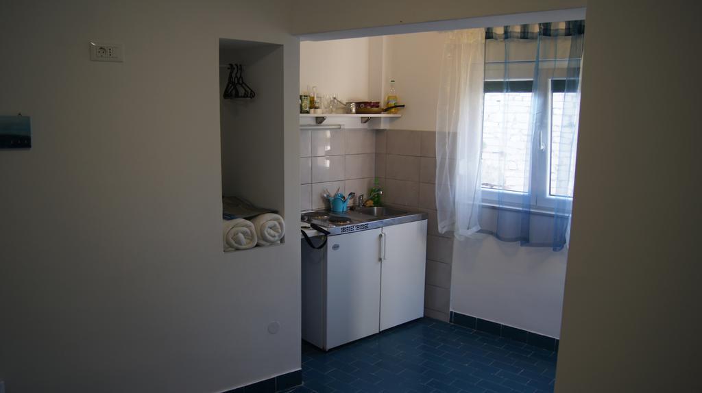 Micro Rooms Sibenik Exterior photo