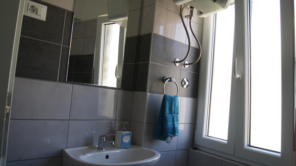 Micro Rooms Sibenik Exterior photo