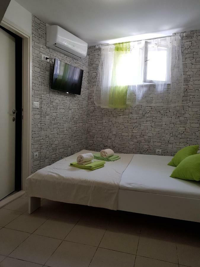 Micro Rooms Sibenik Exterior photo
